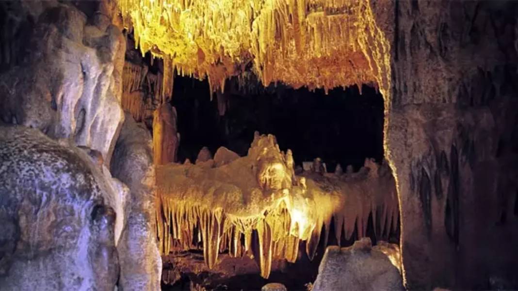 Türkiye'nin en ünlü mağaralarından biri; Damlataş Mağarası! 3