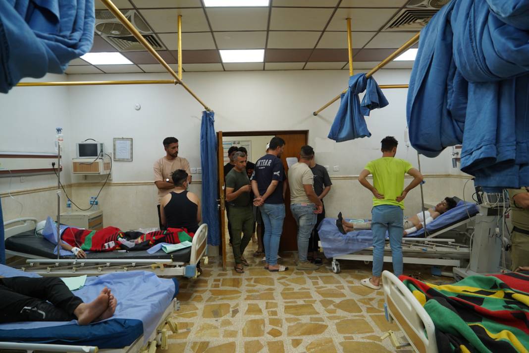 En mutlu günleri en acı günleri oldu! Düğünde yangın çıktı; 100 ölü 500 yaralı 8