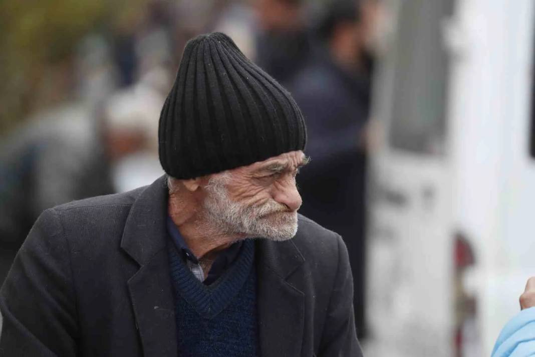 Ermeni vatandaşları Karabağ'ı terk ediyor! 2