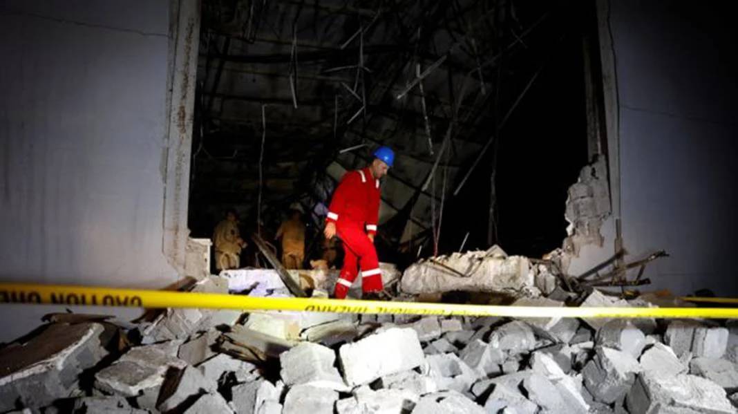 En mutlu günleri en acı günleri oldu! Düğünde yangın çıktı; 100 ölü 500 yaralı 6