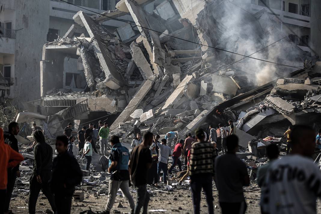 İsrail katliamında Gazze tam bir mezarlığa döndü! 6