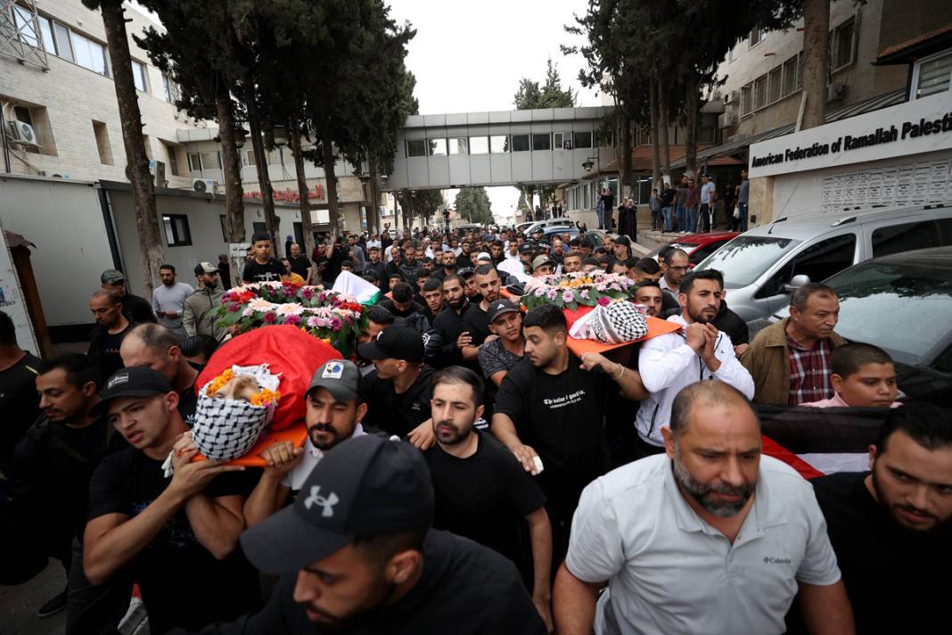 Gazze'den kahreden görüntüler! İsrail bombalar yağdırıyor! 3