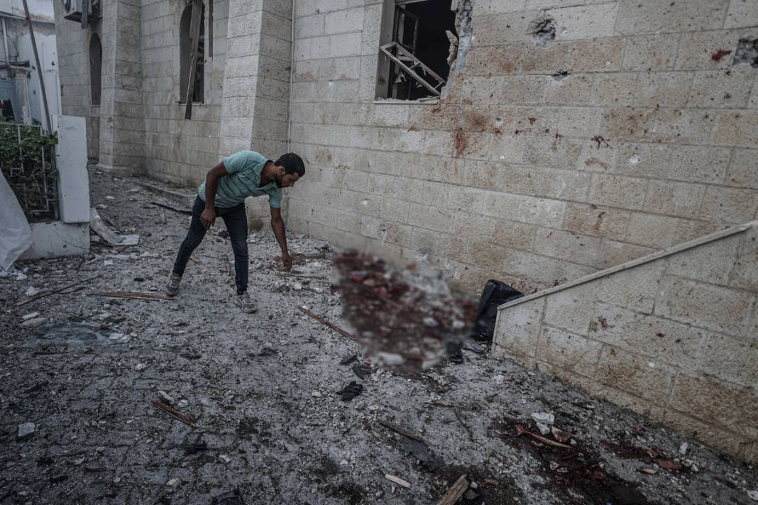 İsrail'in bombaladığı hastanenin içler acısı görüntüleri ortaya çıktı! 5