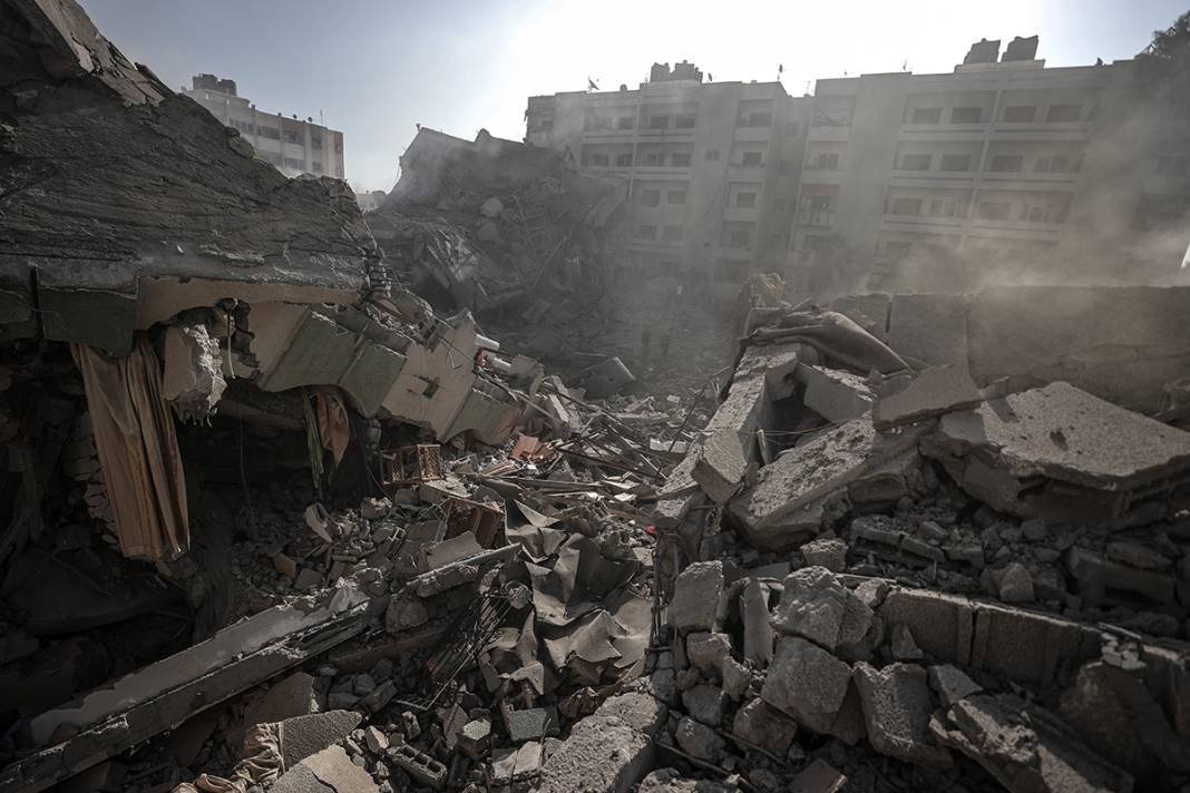 İsrail katliamında Gazze tam bir mezarlığa döndü! 2