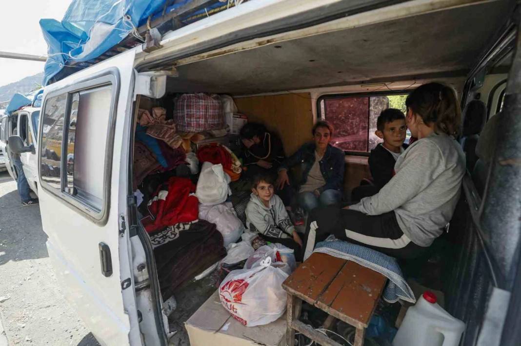 Karabağ'da Ermeniler toplu göç gerçekleştirdi! 2