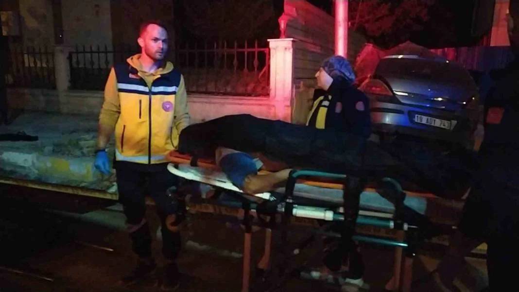 Çorum'da kan donduran kaza! Araba hurdaya döndü, 3 kişi hayatını kaybetti 4