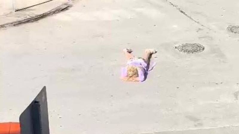 Arabaların önüne yatıp Müge Anlı buraya gelecek diye bağırdı! 3