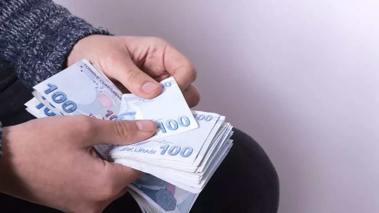 Vatandaşlık maaşı ödemeleri başlıyor! Hane başı bir asgari ücret verilecek