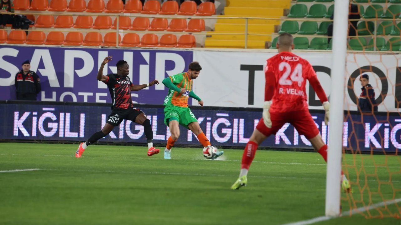 Alanyaspor ile Gençlerbirliği Oba’da yenişemedi