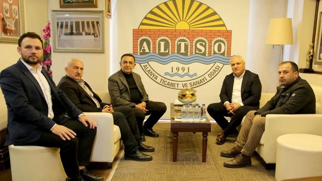 MHP Alanya’dan ALTSO’ya Ziyaret: Ekonomi Masaya Yatırıldı