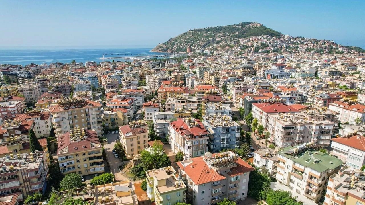 TBMM’de Alanya Ekonomisi Gündemi: “Yabancı Yatırımcı Bölgeden Uzaklaşıyor”