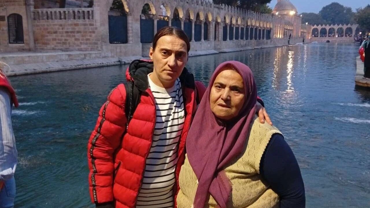Alanyalı Kadından Yetkililere Çağrı: "Annemden Haber Alamıyorum"