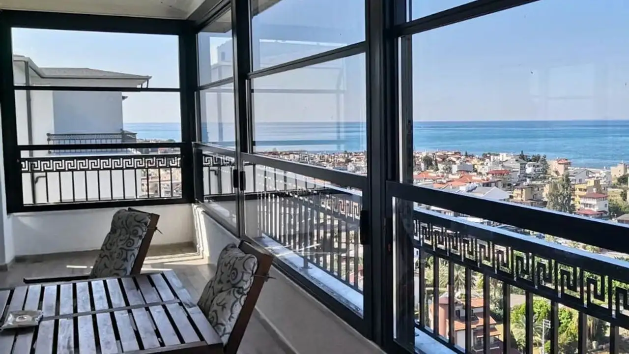 Alanya’da cam balkon yaptıranlar dikkat! Tek bir şikâyet bile söktürebilir