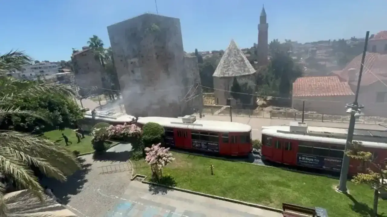 Antalya’da nostalji tramvay hattı kaldırılmayacak
