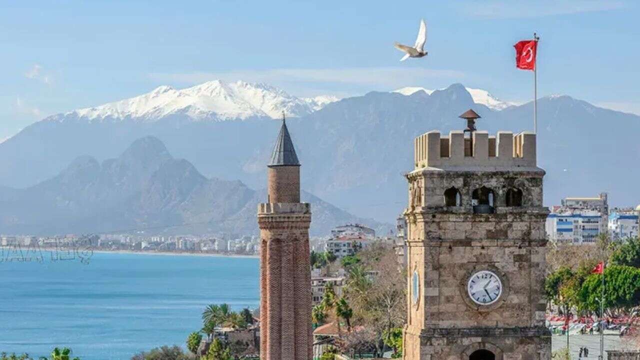 Antalya’da Hava Durumu Hafta Sonu Hava Değişiyor, Cumartesi Yağış Pazar Güneş Bekleniyor
