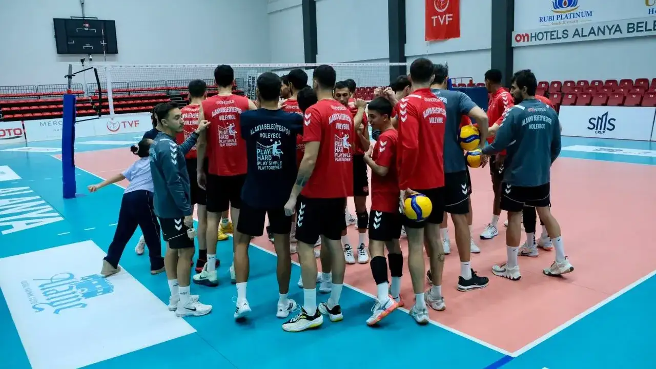 Alanya Belediyespor’da Ziraat Bankkart mesaisi başladı