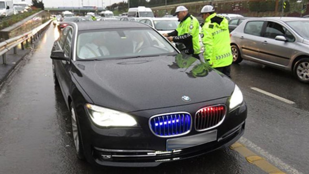 İçişleri Bakanlığından yeni karar: Soylu döneminde usulsüz dağıtılan çakarlar toplanıyor