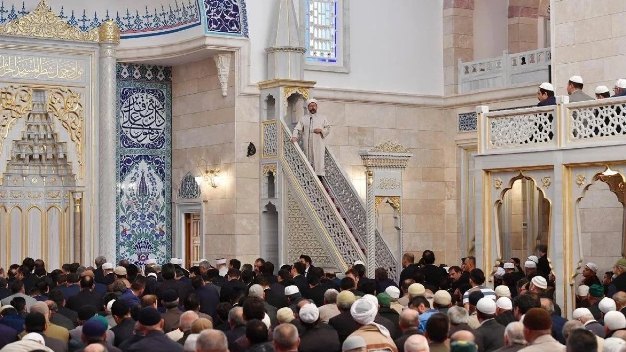 Diyanet Bakanı açıkladı: Gazze için tüm camilerde gıyabi cenaze namazı kılınacak