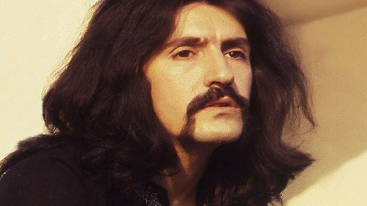 Belçika'ya Barış Manço'nun anıtı dikilecek!