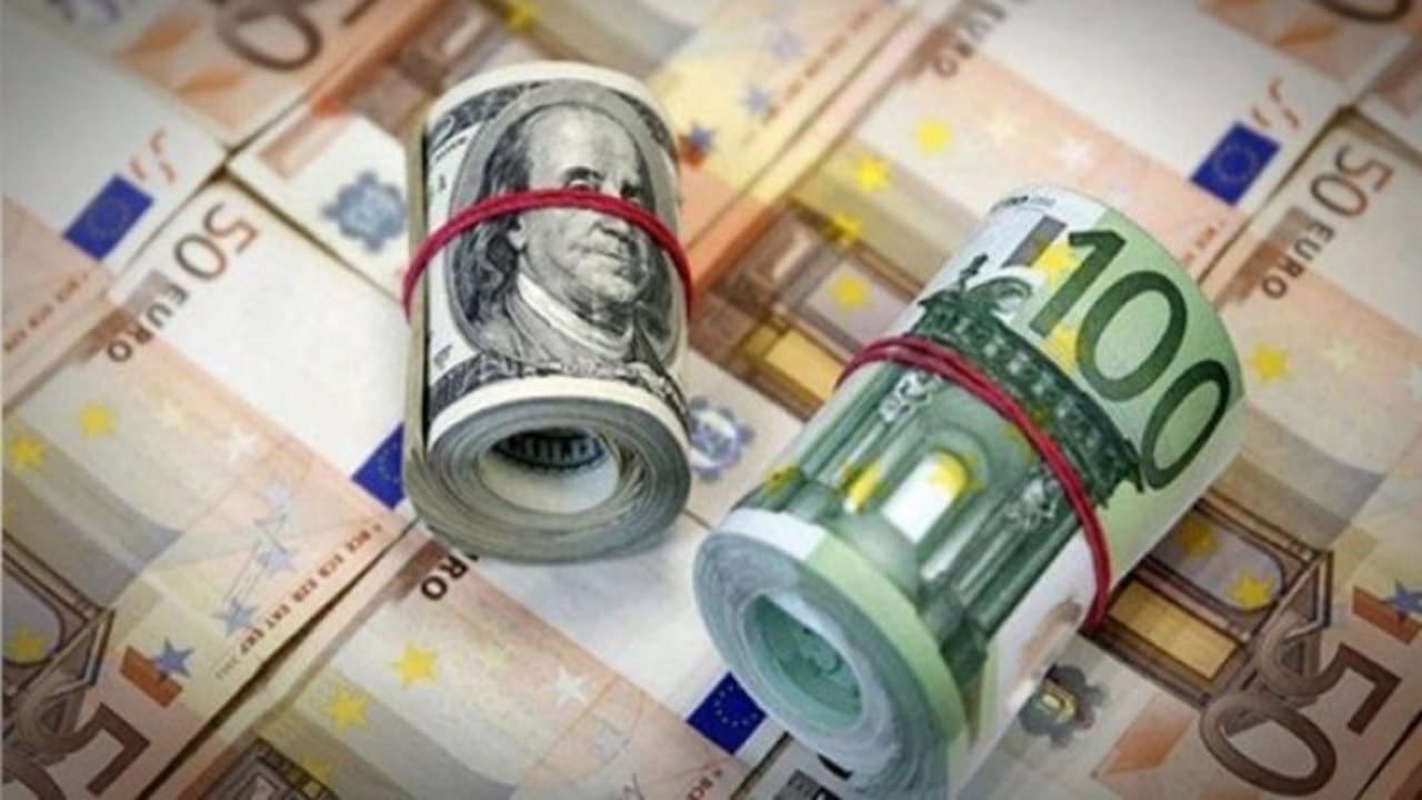 Dolar ve euro yükselmeye devam ediyor