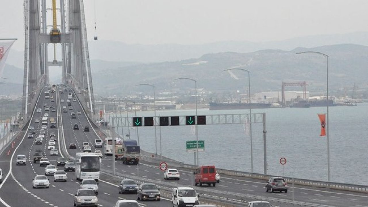 Art arda gelen zamlara bir yenisi daha ekledi! Otoyol ve köprü geçiş ücretlerine zam!