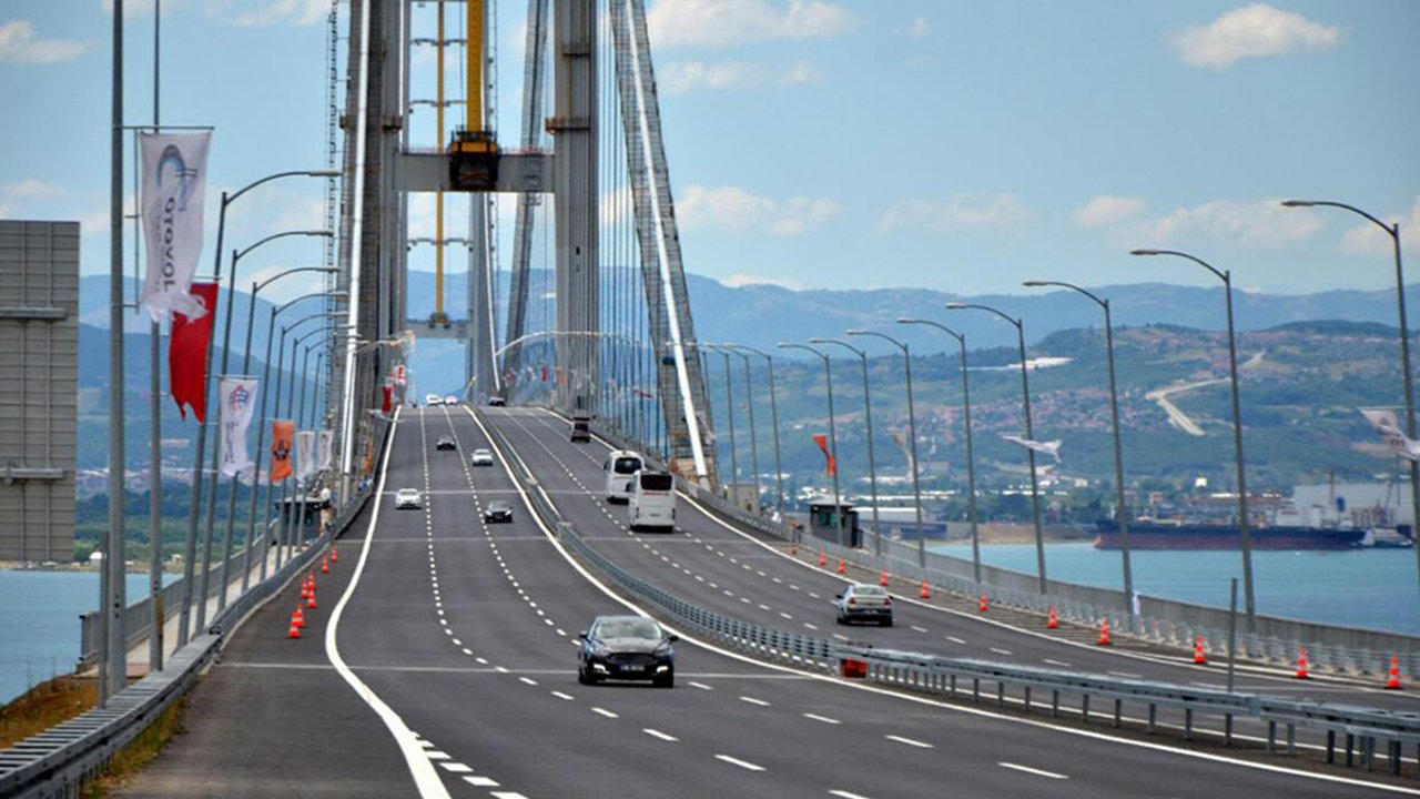 Köprü ve otoyol fiyatlarına gelen zam kararına erteleme!