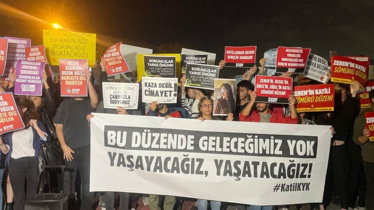 Kadıköy'de KYK protestosu: AKP bürokratları, canımıza kastediyor!