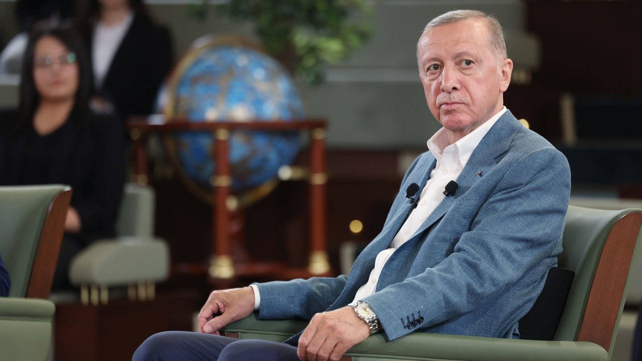 AYM, Hüseyin Karadağ'a Verilen 'Erdoğan'a Hakaret' Cezasını Hak İhlali Kabul Ett