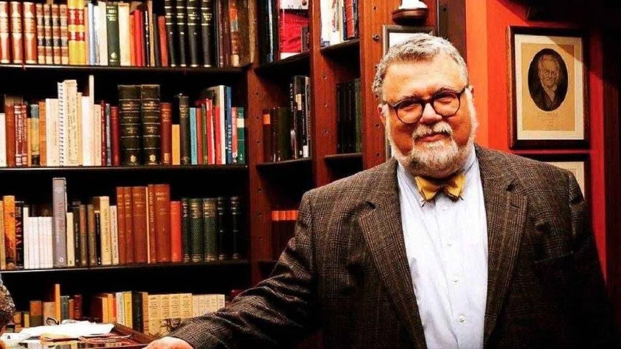 Prof. Dr. Celal Şengör'den, Kızıl Goncalar Dizisine Tepki