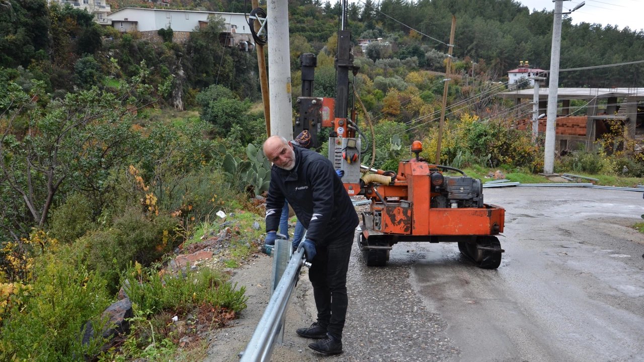 Alanya'da 4 Mahallede Yol Güvenliği Arttırılıyor