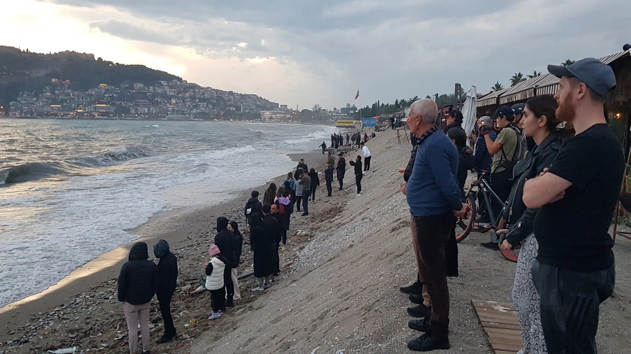 Alanya'da Alkol Alıp Denize Giren Belaruslu Turist, Hayatını Kaybetti