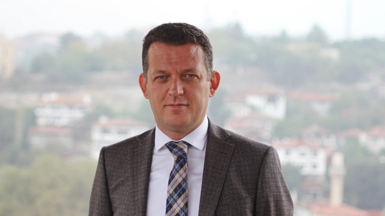 Kaymakam Ürkmezer'den Regaip Kandili Mesajı