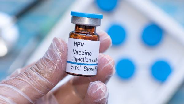 hpv-asisi-nedir-kimlere-ne-zaman-yapilabilir-40043.jpeg